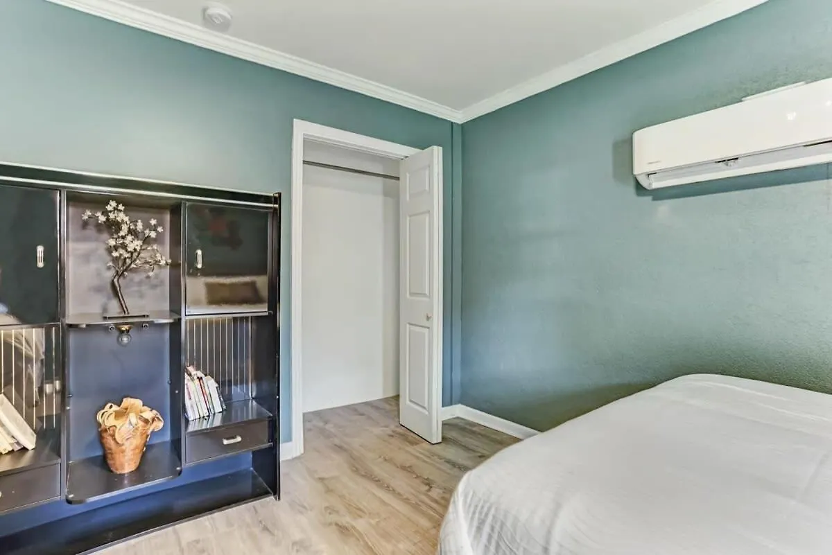 Retro Rainbow At Herb River-Canary Cottage #11 Savannah Ferienhaus