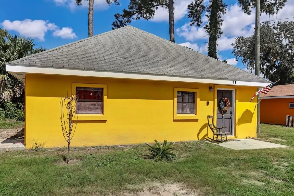 Retro Rainbow At Herb River-Canary Cottage #11 Savannah