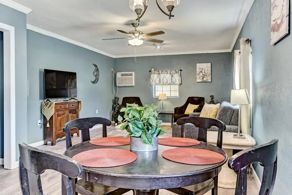 Ferienhaus Retro Rainbow At Herb River-Canary Cottage #11 Savannah